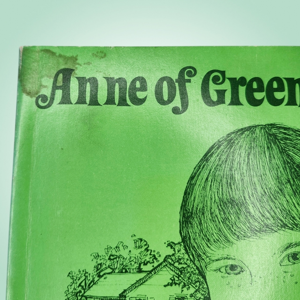 1980 Anne of Green Gables by L.M. Montgomery - Large Print - Picture 2 of 7